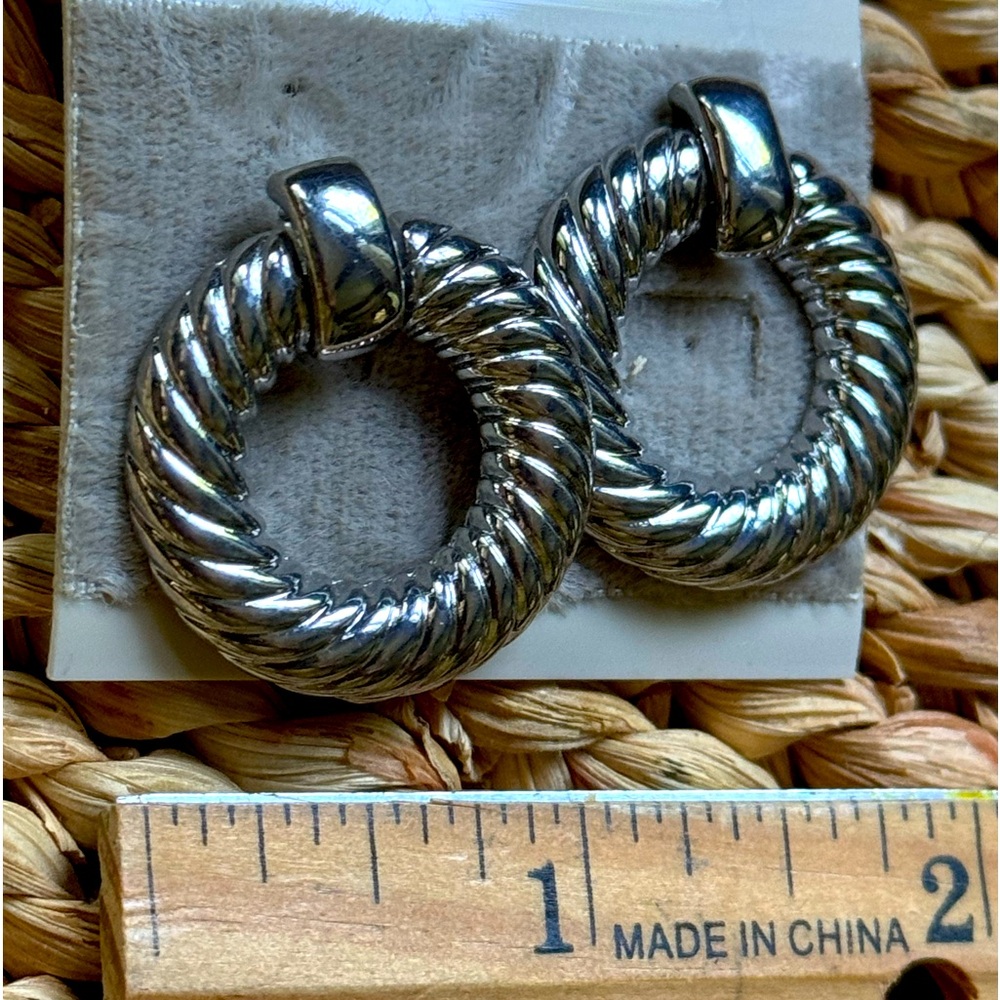 Earrings Vintage 1980's Silver Tone Metal Door Knocker Earrings “NEW” never worn